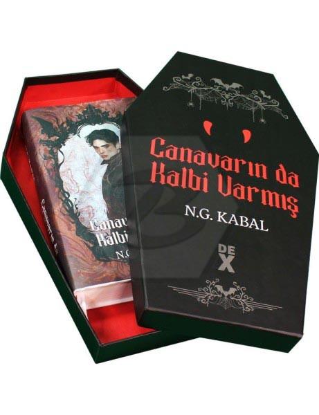 Canavarın Da Kalbi Varmış Kutulu (Ciltli)