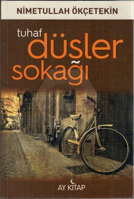 Tuhaf Düşler Sokağı